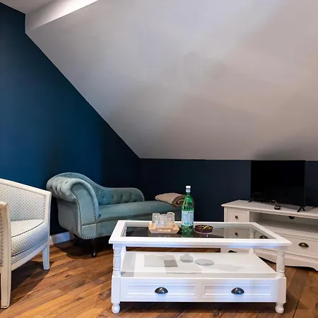 Bed & Breakfast Apaisante Avec Sauna Et Petit-dejeuner Inclus - Fr-1-589-714 *