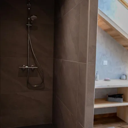 Apaisante Avec Sauna Et Petit-dejeuner Inclus - Fr-1-589-714 * Sapois (Vosges)